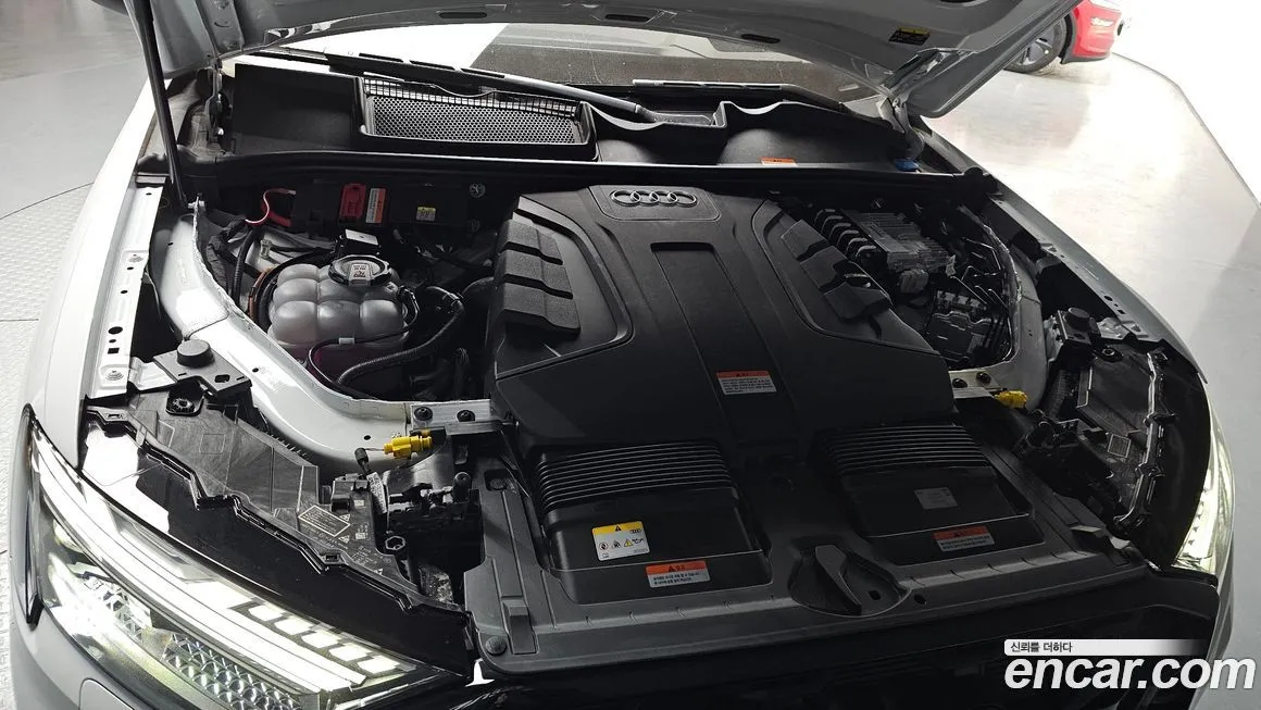 Audi Q7 2026 из KR, фото 10