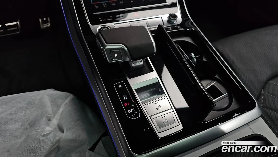 Audi Q7 2026 из KR, фото 9