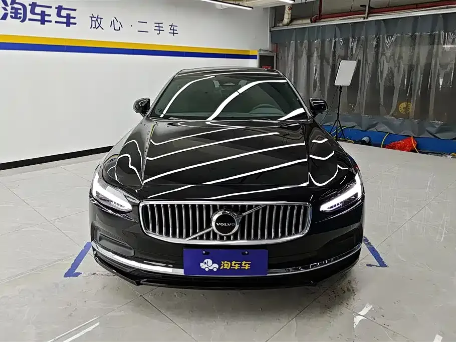 Volvo S90 2024 из CN, фото 5