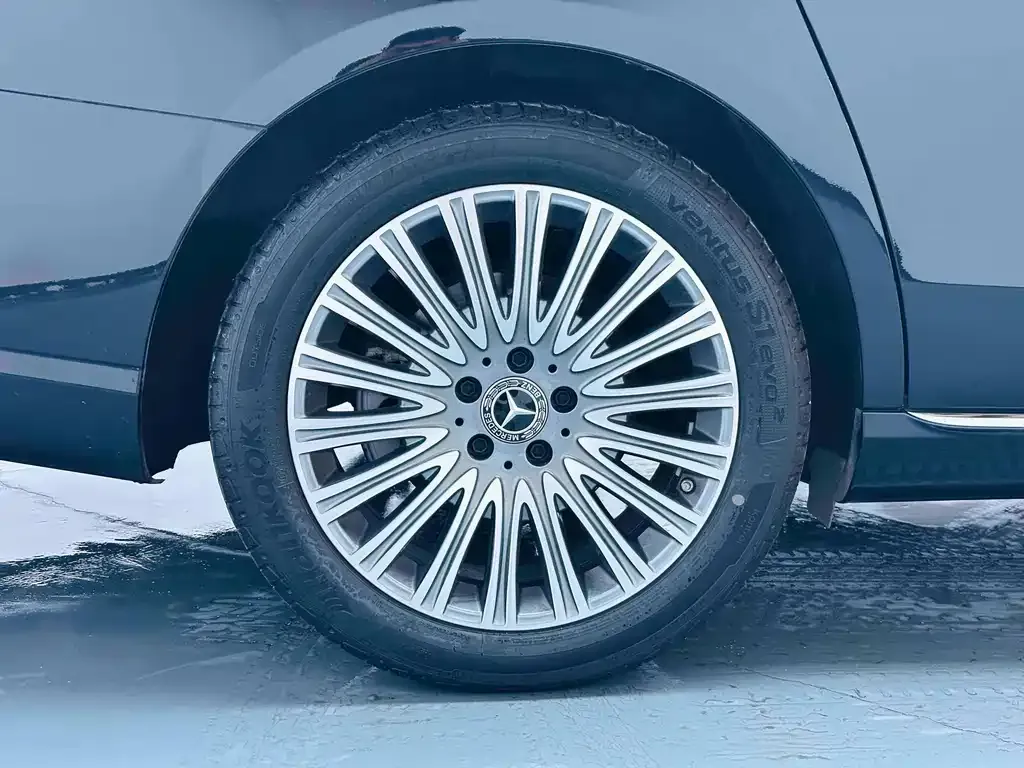 Mercedes-Benz E-Class 2022 из CN, фото 6