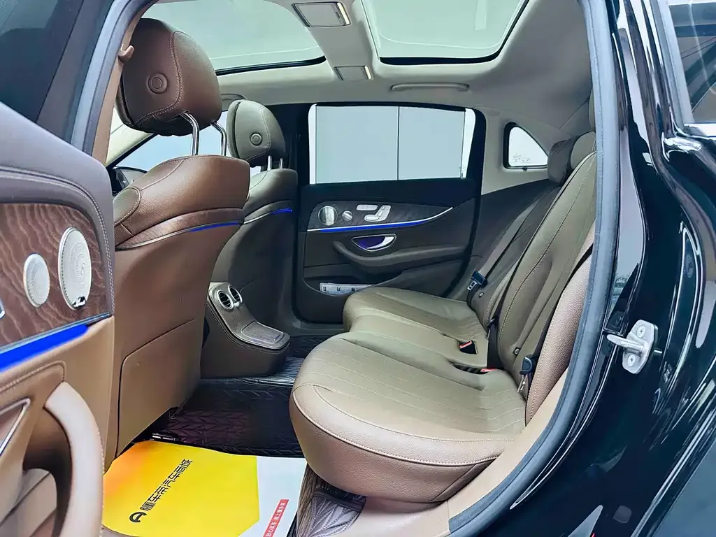 Mercedes-Benz E-Class 2022 из CN, фото 10