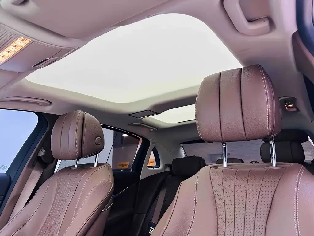 Mercedes-Benz E-Class 2022 из CN, фото 9