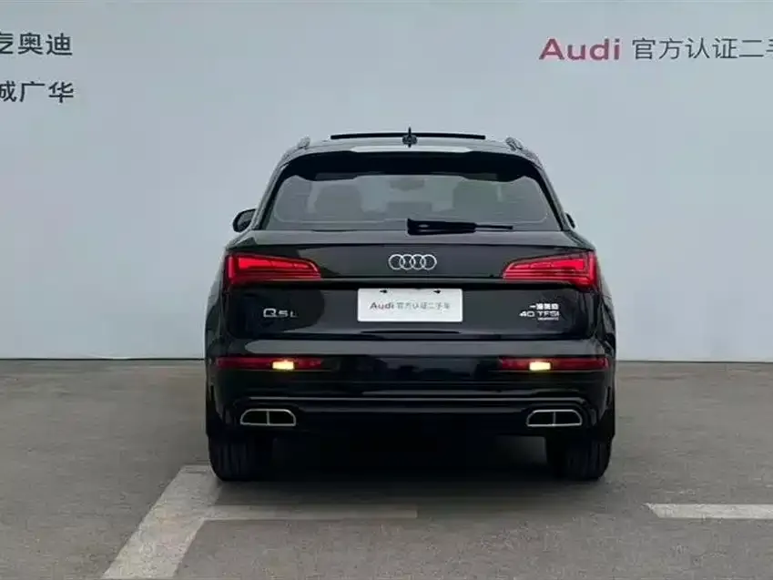Audi Q5L — фото 3