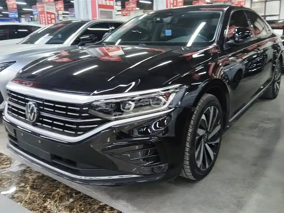 Volkswagen Passat 2023 из CN, фото 1