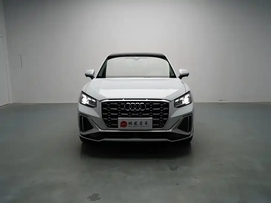 Audi Q2L 2023 из CN, фото 3