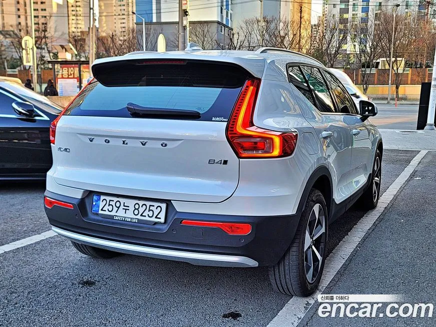 Volvo XC40 2023 из KR, фото 7