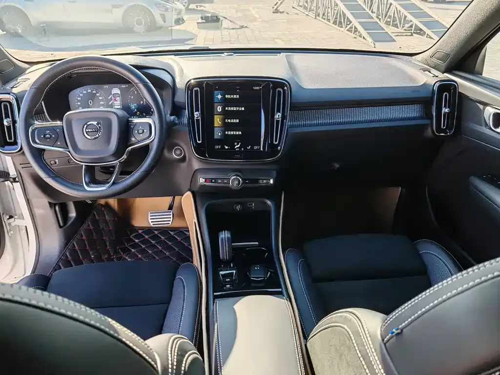 Volvo XC40 2021 из CN, фото 6