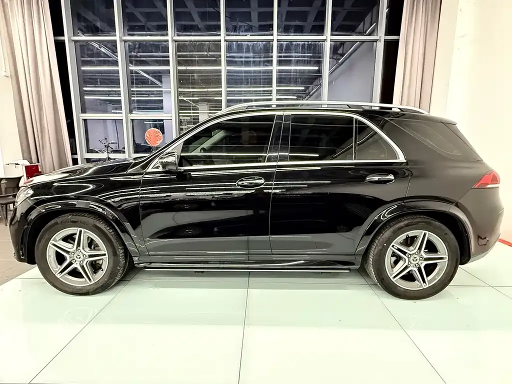 Mercedes-Benz GLE — фото 10
