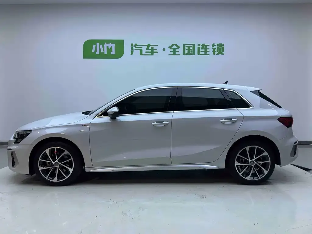Audi A3 2022 из CN, фото 10