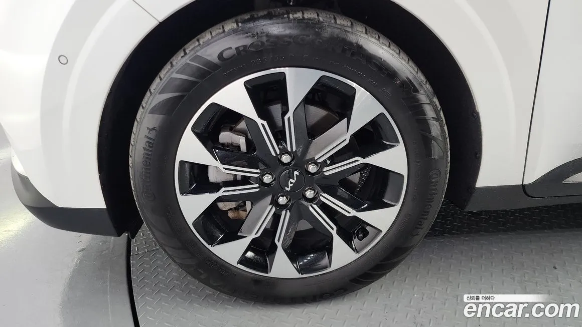 Kia Carnival — фото 6