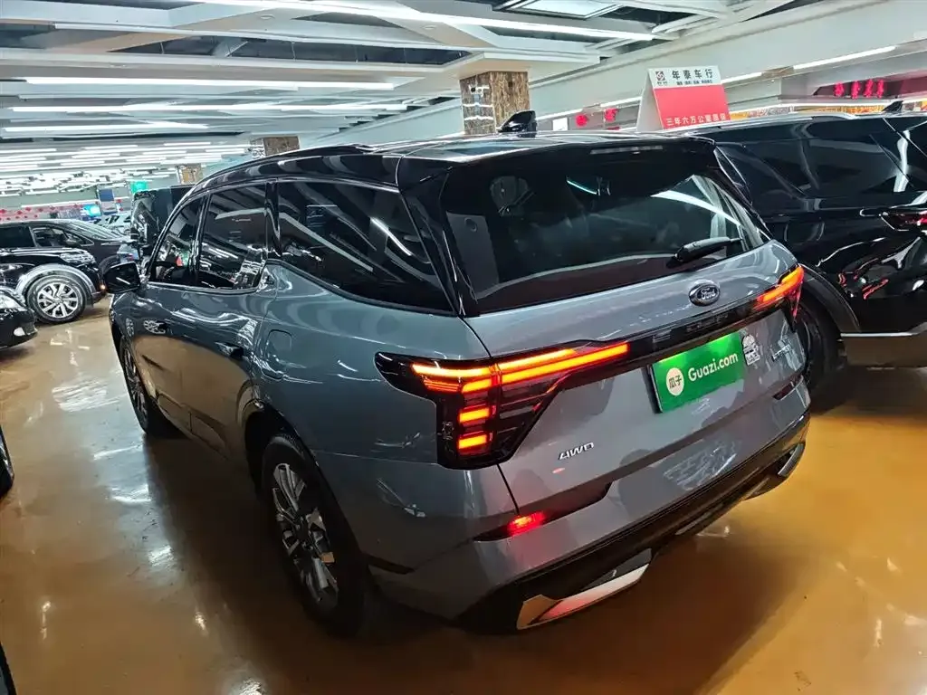 Ford Edge 2023 из CN, фото 3