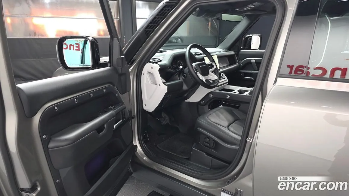 Land Rover Defender 2025 из KR, фото 9