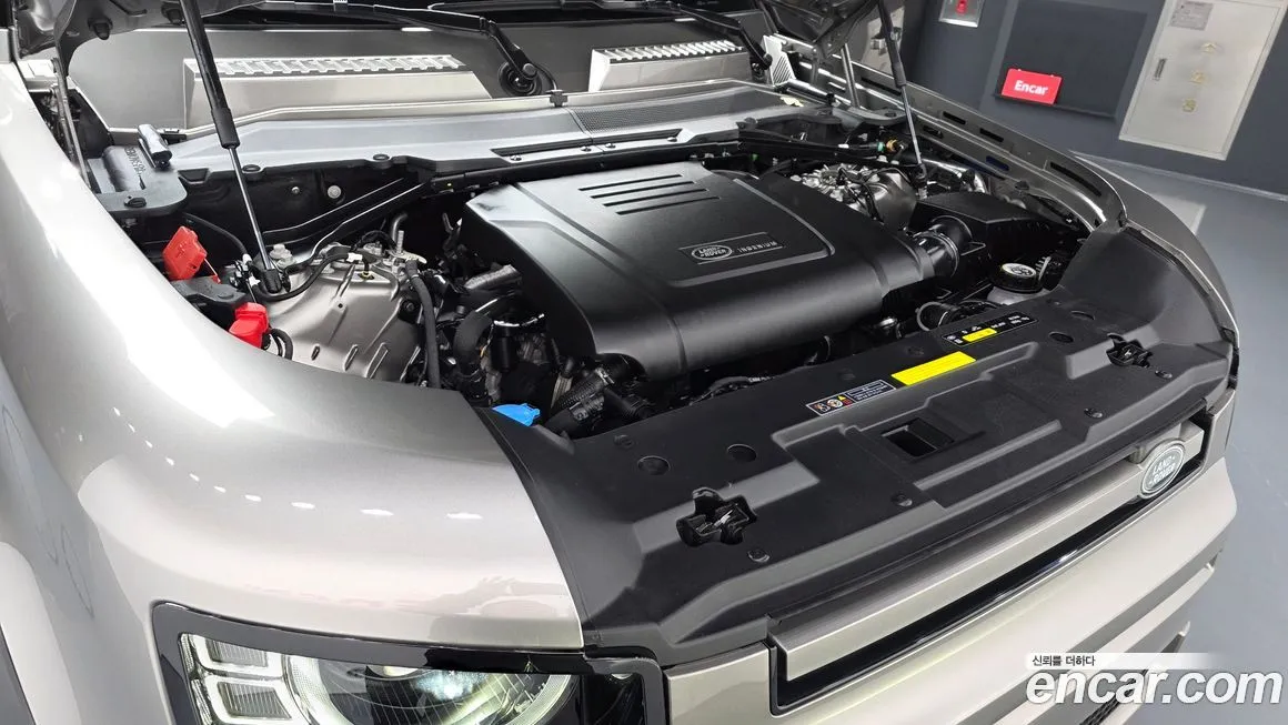 Land Rover Defender 2025 из KR, фото 8