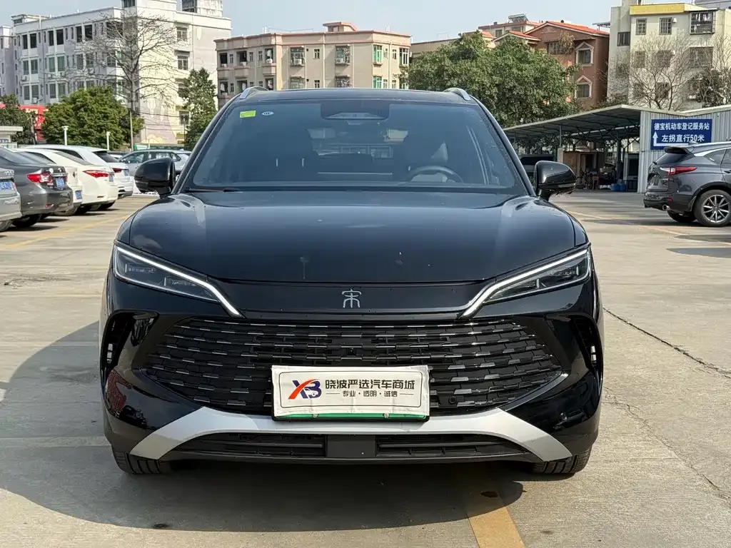 BYD L DM-i — фото 6