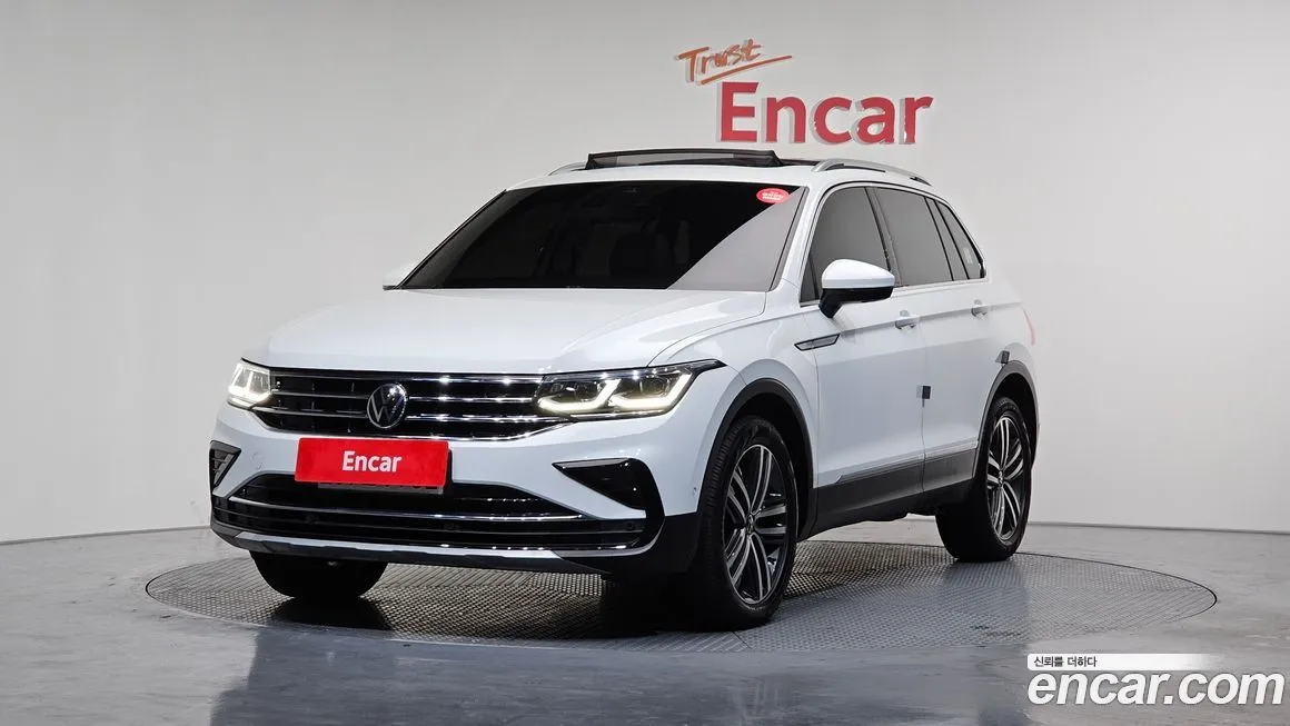 Volkswagen Tiguan — фото 1