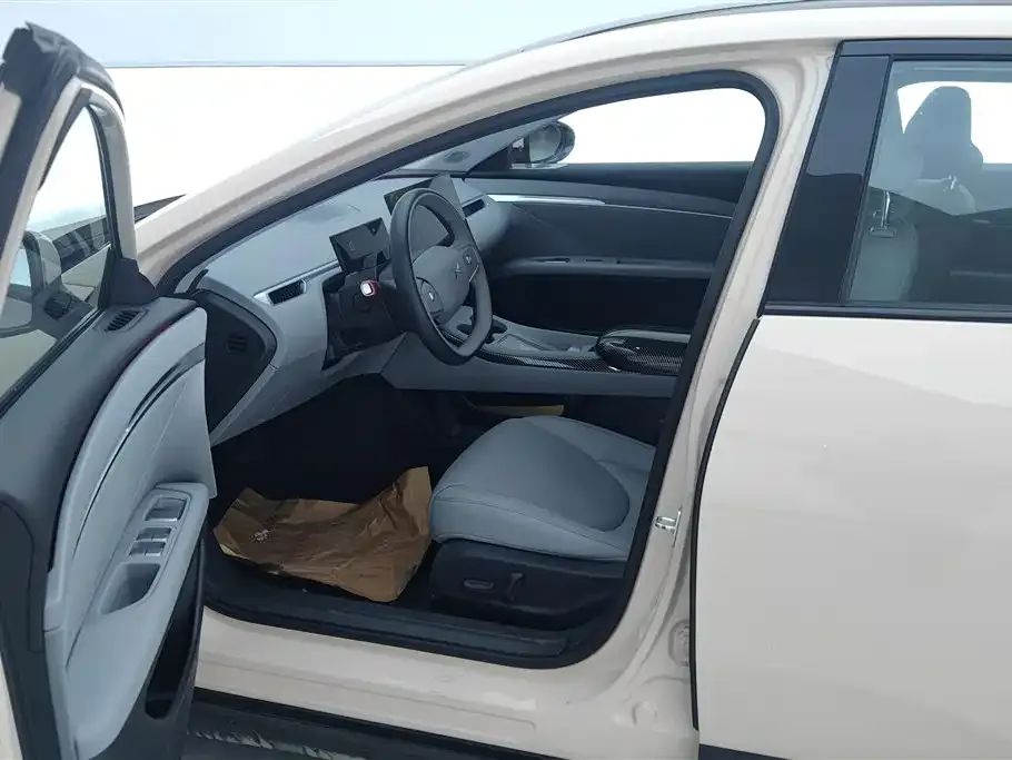 XPeng MONA M03 2024 из CN, фото 9