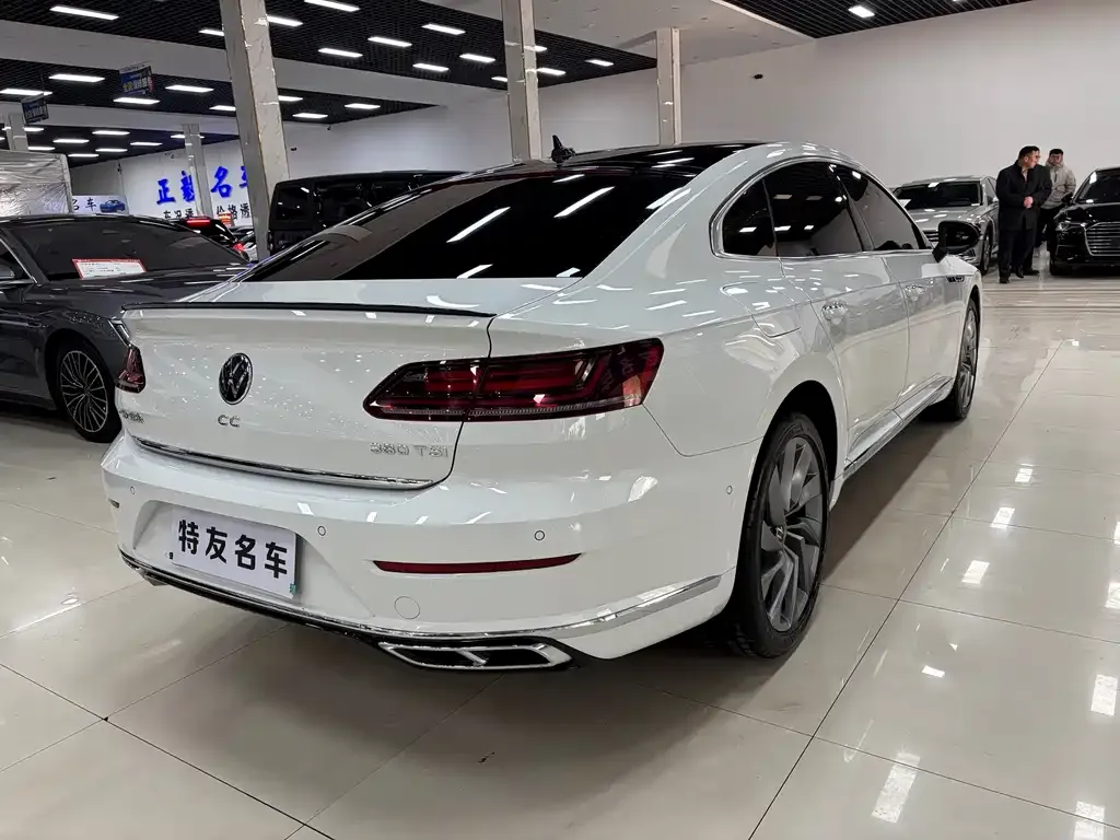Volkswagen CC — фото 6