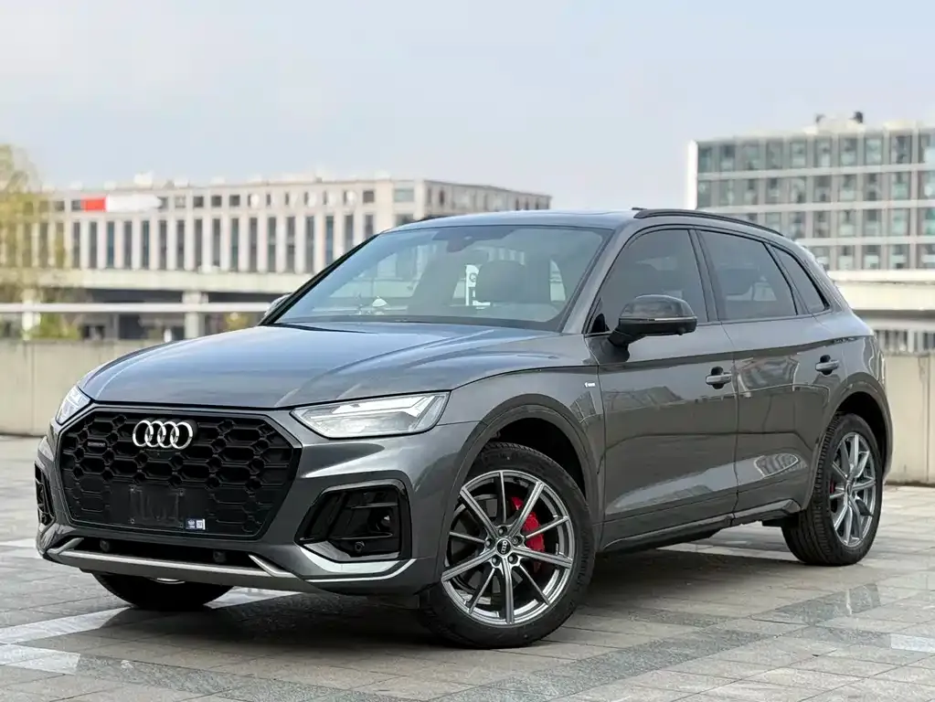 Audi Q5L 2023 из CN, фото 1