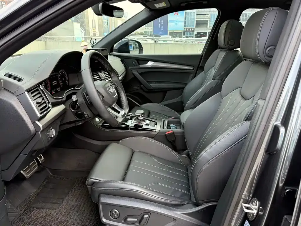 Audi Q5L 2023 из CN, фото 5