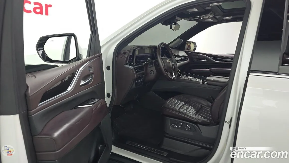Cadillac Escalade 2021 из KR, фото 9