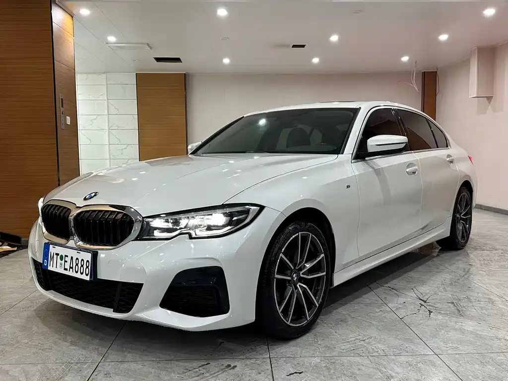 BMW 3 Series — фото 1