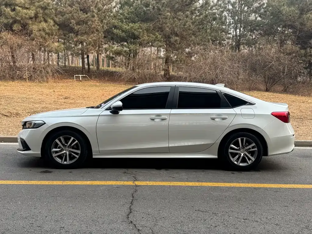 Honda Civic 2024 из CN, фото 10