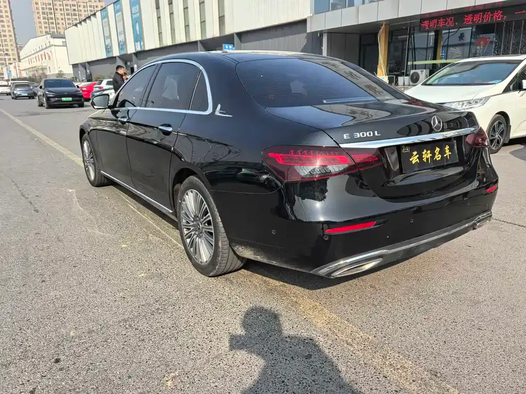 Mercedes-Benz E-Class 2022 из CN, фото 10