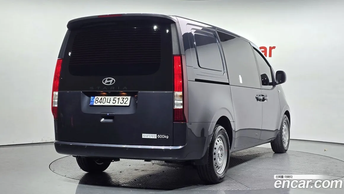 Hyundai Staria — фото 4