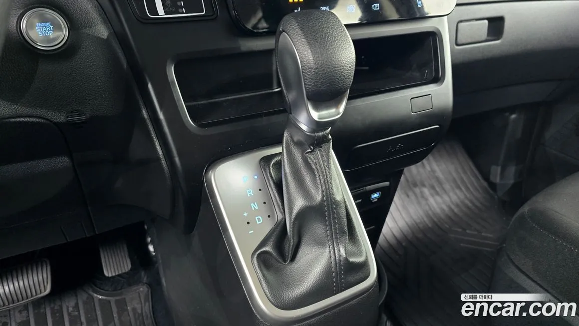 Hyundai Staria — фото 6