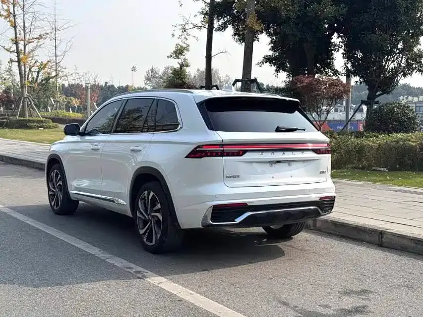 Geely Xingyue L — фото 3