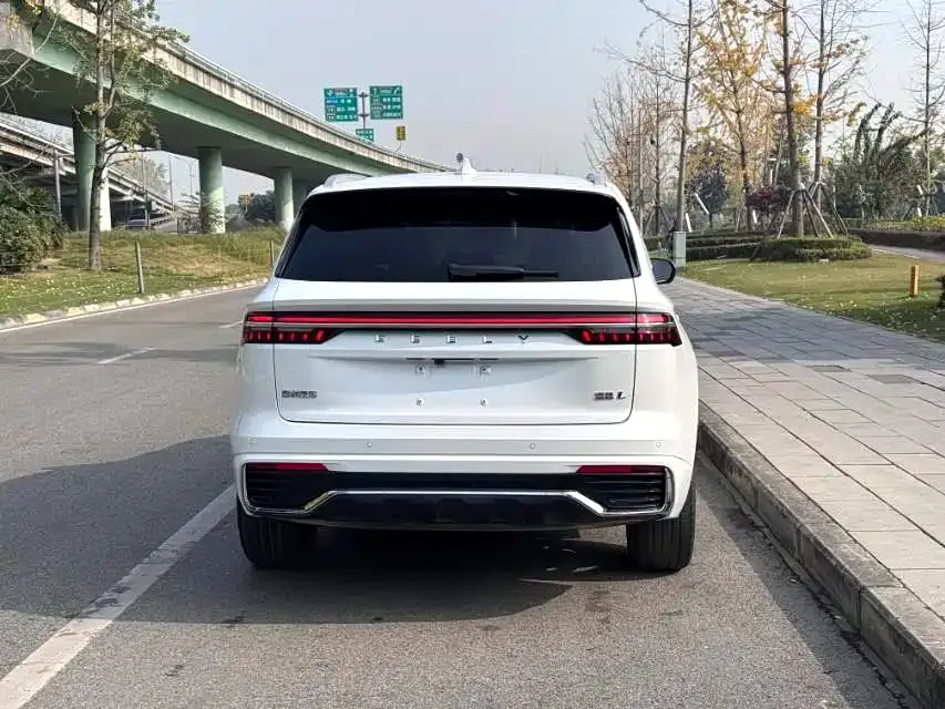 Geely Xingyue L — фото 6