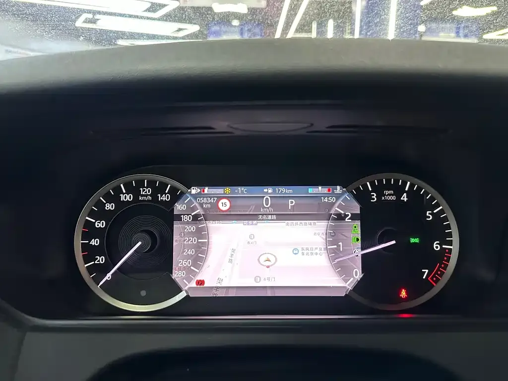Land Rover Velar 2023 из CN, фото 2