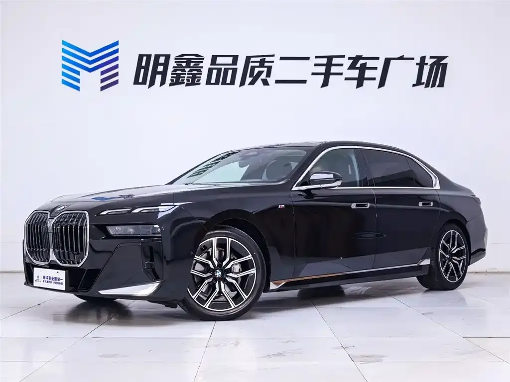 BMW 7 Series 2024 из CN, фото 2