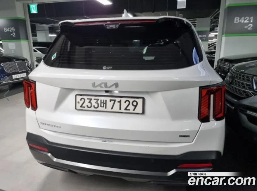 Kia Sorento — фото 3