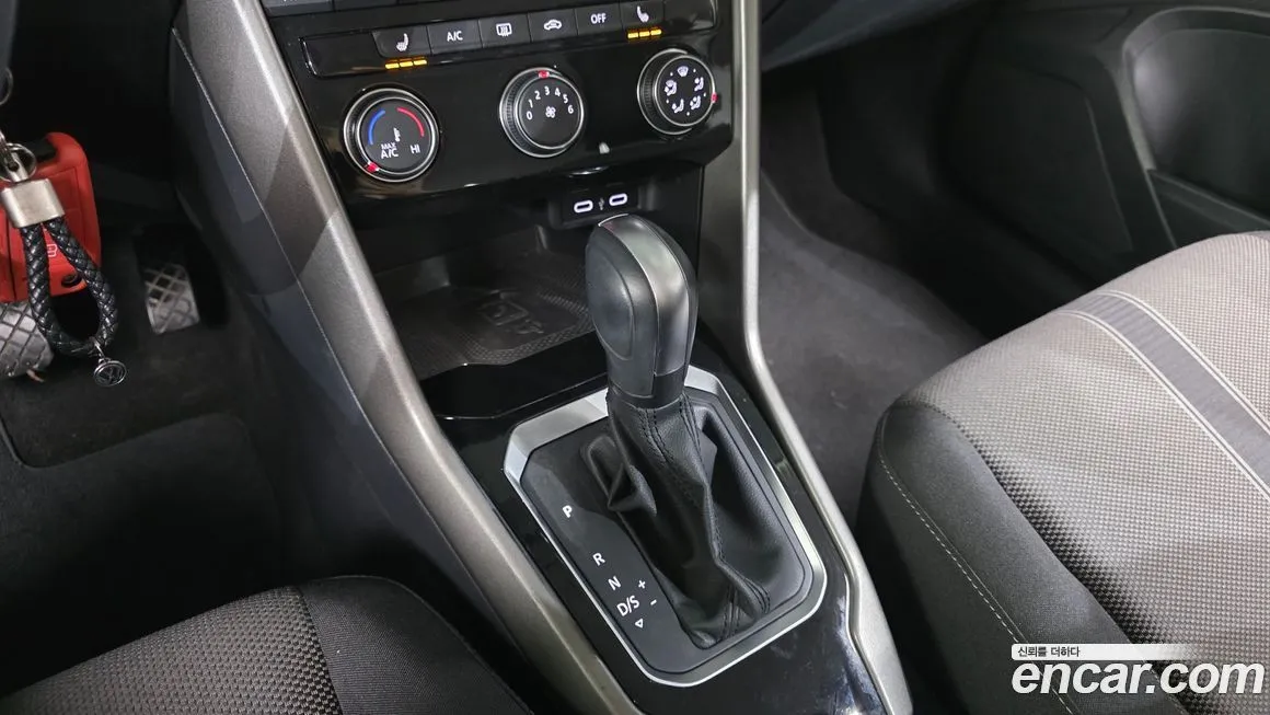 Volkswagen T-Roc 2022 из KR, фото 8