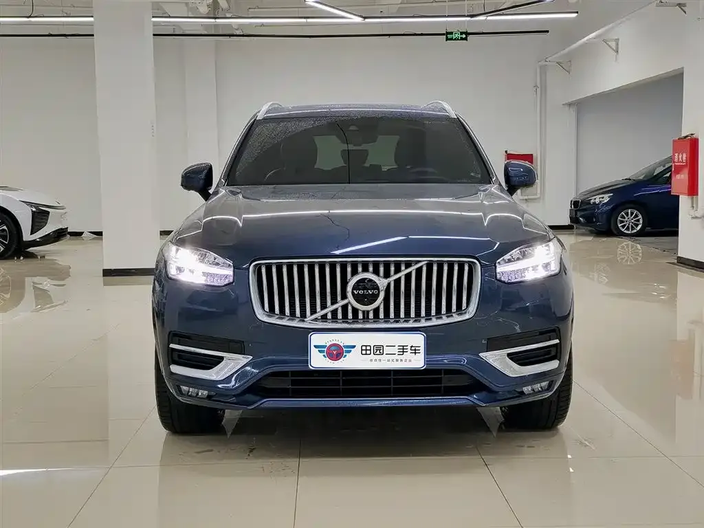 Volvo XC90 2022 из CN, фото 2