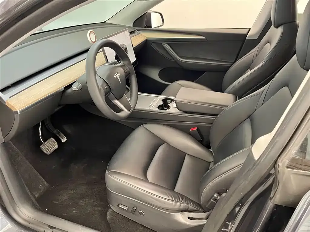 Tesla Model Y 2022 из CN, фото 7