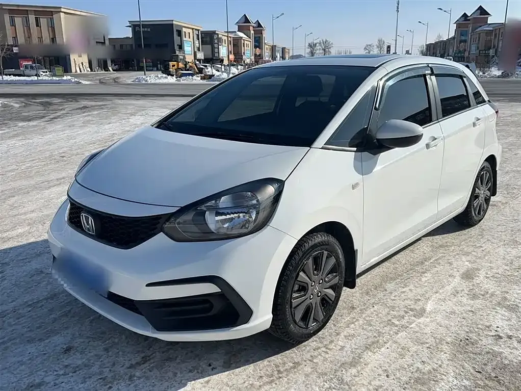 Honda Fit — фото 8