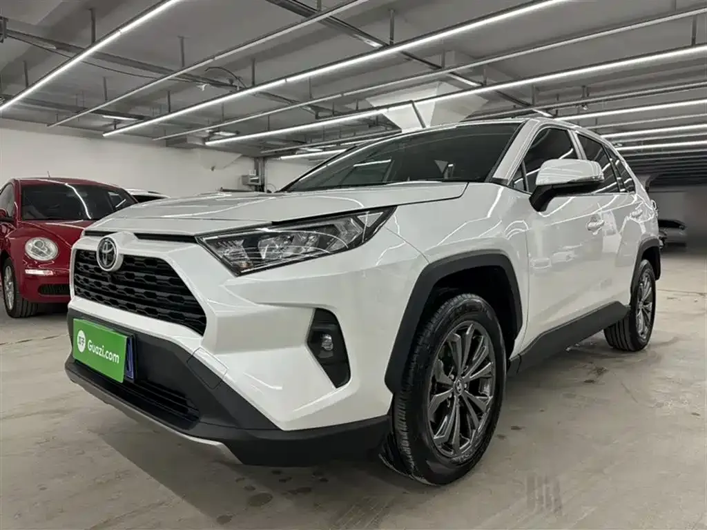Toyota RAV4 2023 из CN, фото 7