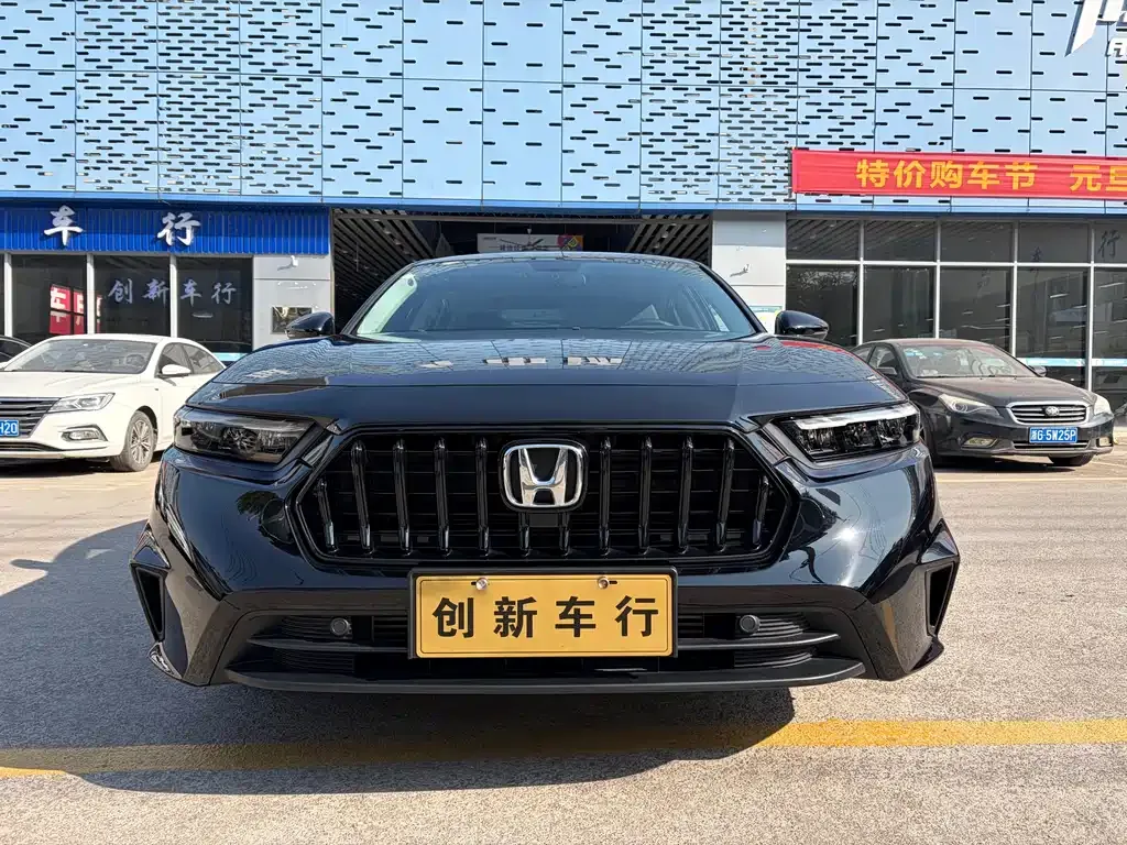 Honda Inspire — фото 1