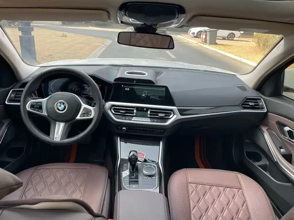 BMW 3 Series 2021 из CN, фото 4