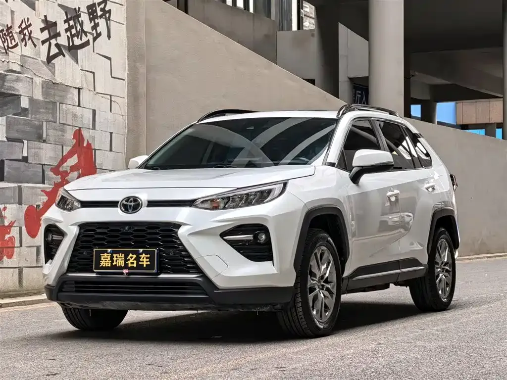 Toyota Wildlander — фото 1