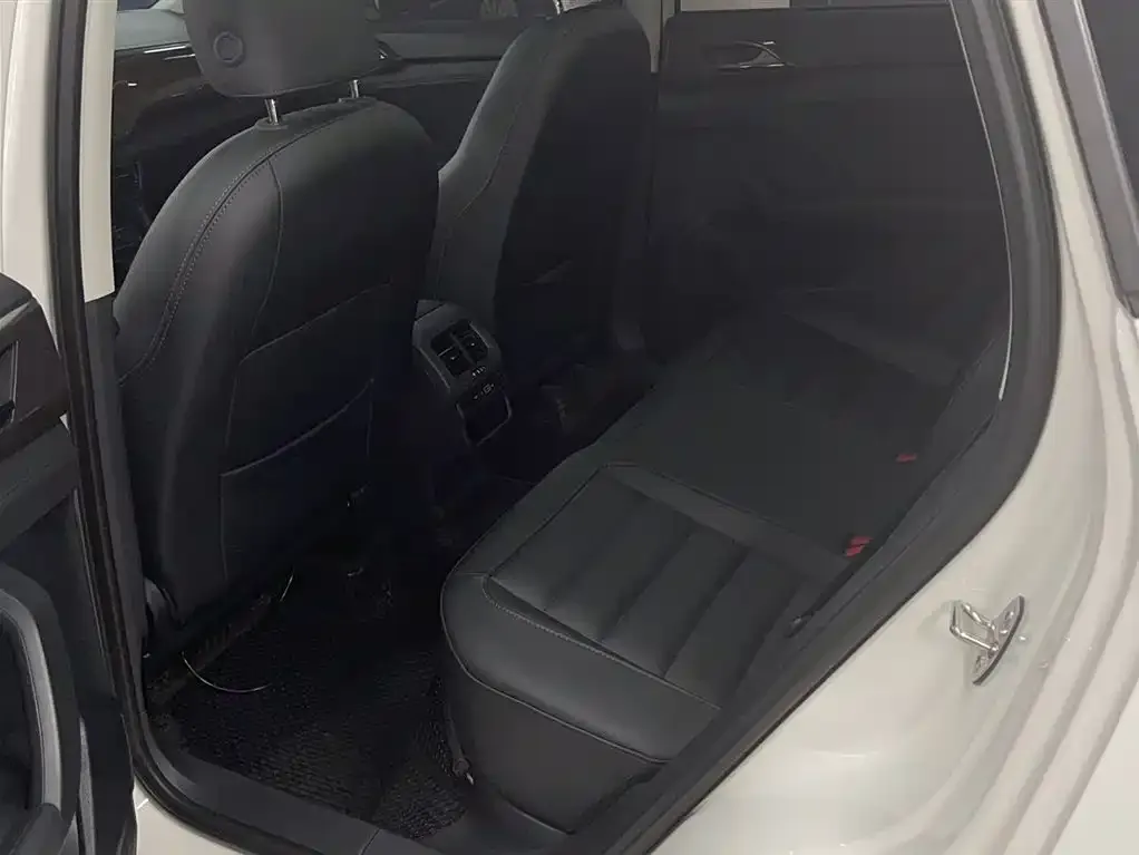 Volkswagen Tharu 2022 из CN, фото 2