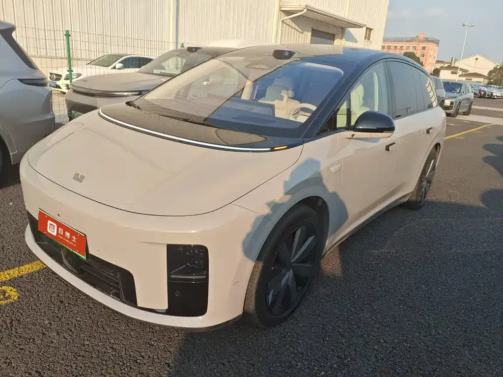 Li Auto i8 2025 из CN, фото 1