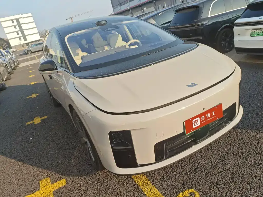 Li Auto i8 2025 из CN, фото 7