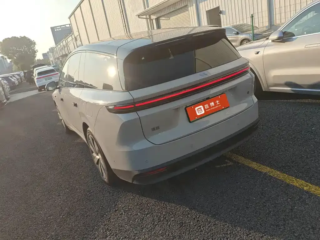 Li Auto i8 2025 из CN, фото 10