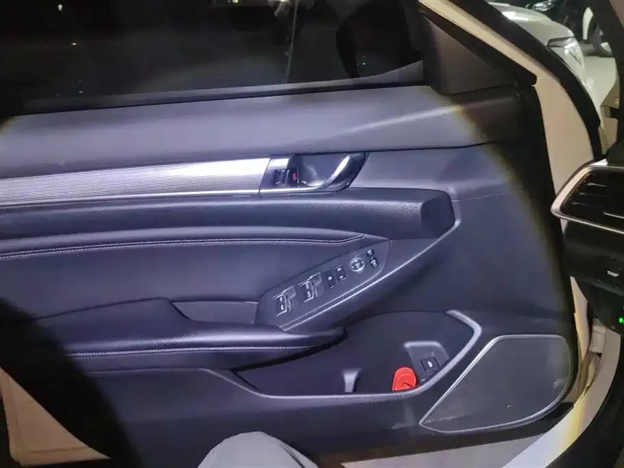 Honda Accord — фото 5