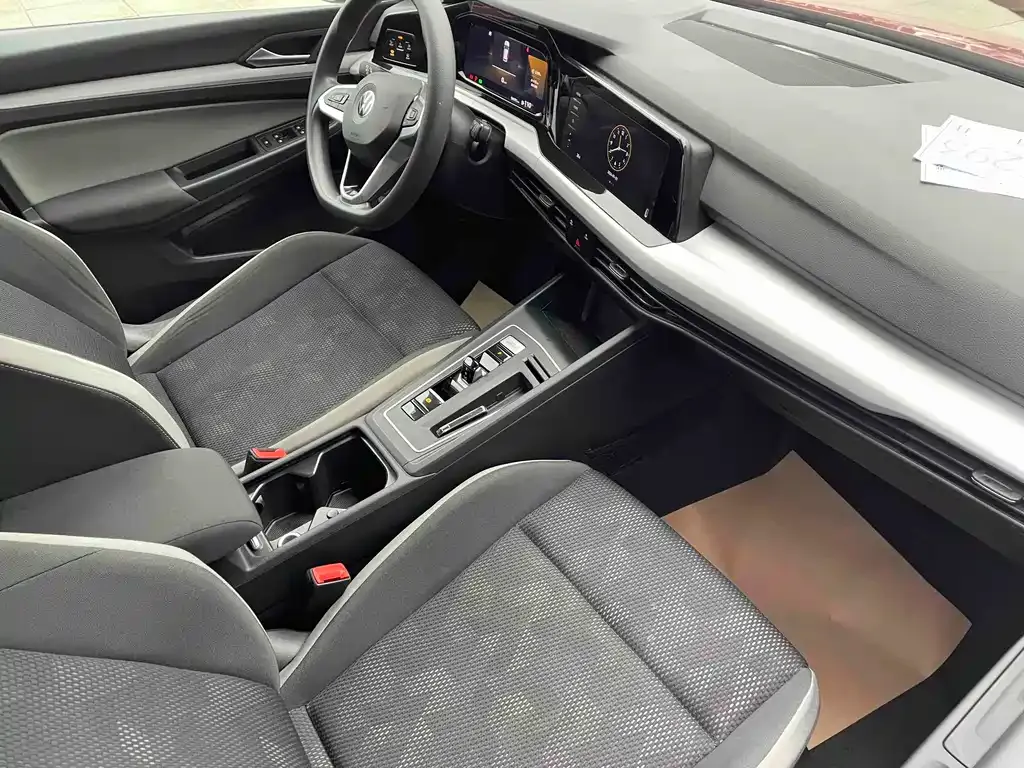 Volkswagen Golf 2021 из CN, фото 8