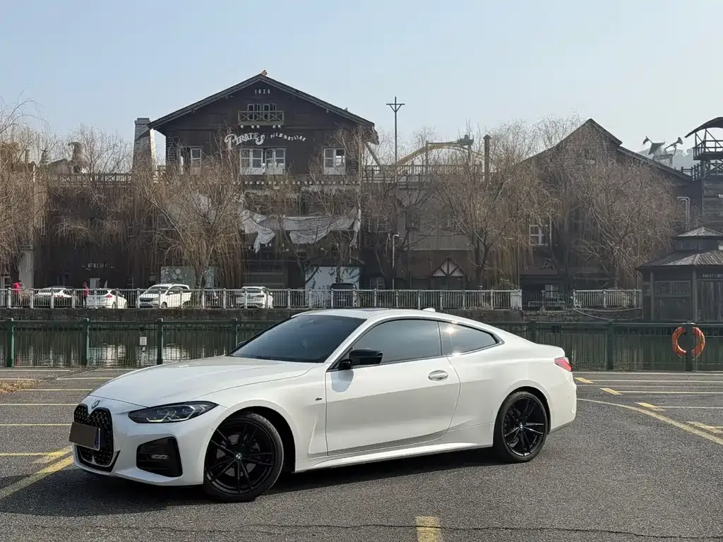 BMW 4 Series 2022 из CN, фото 1