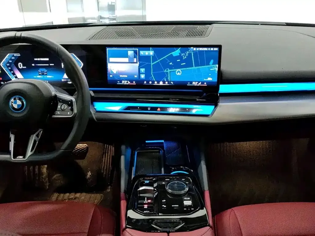 BMW i5 2025 из CN, фото 8